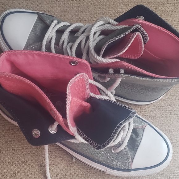 Converse pink & navy duo Size 7 - Picture 7 of 12